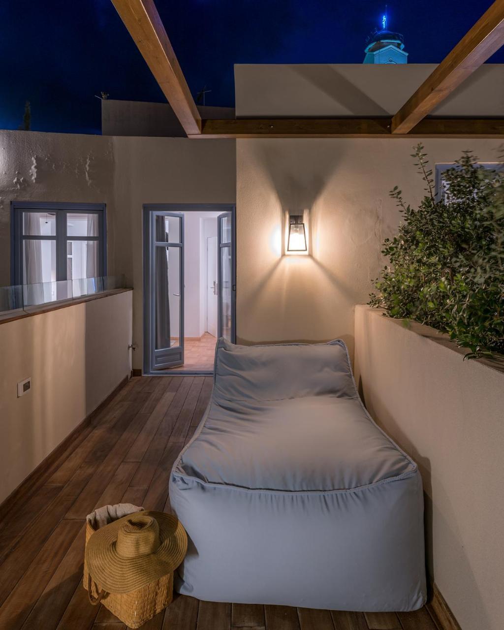Shapes Luxury Suites إرموبولّي المظهر الخارجي الصورة